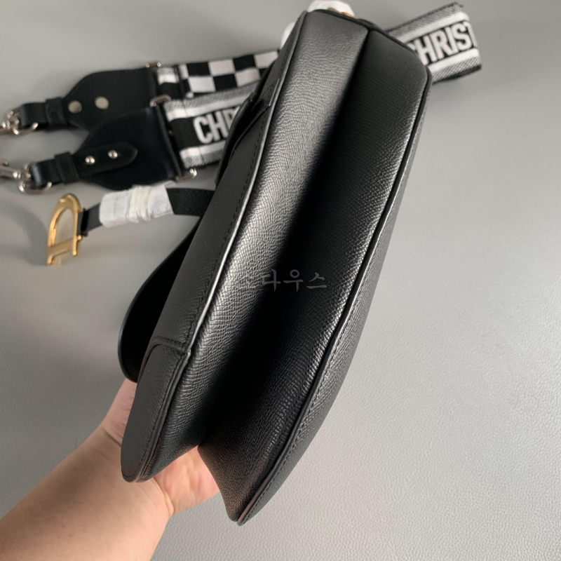 디올 새들백 스몰_20cm