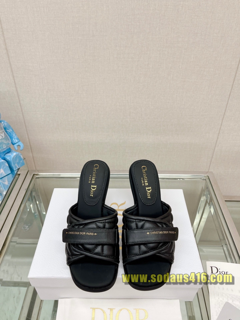 디올 슬리퍼