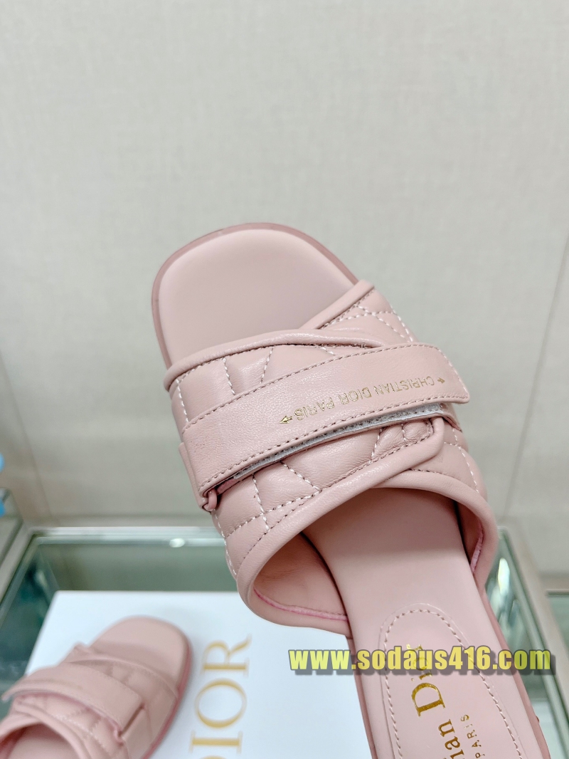 디올 슬리퍼