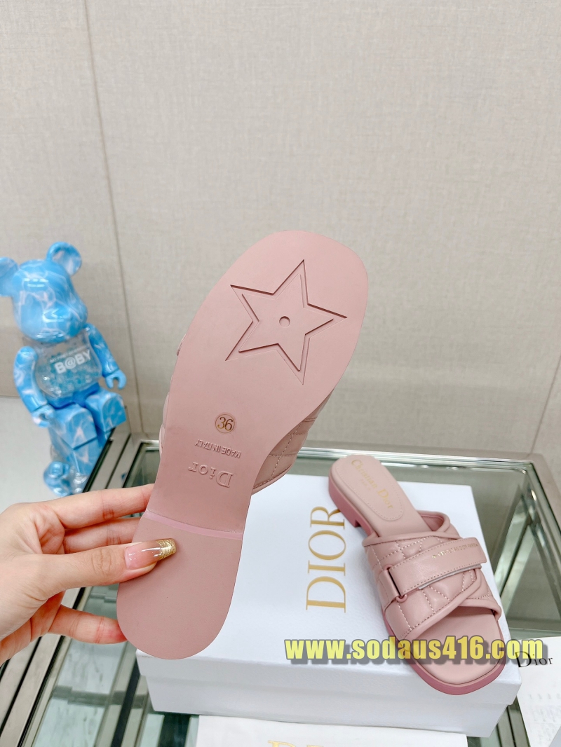디올 슬리퍼