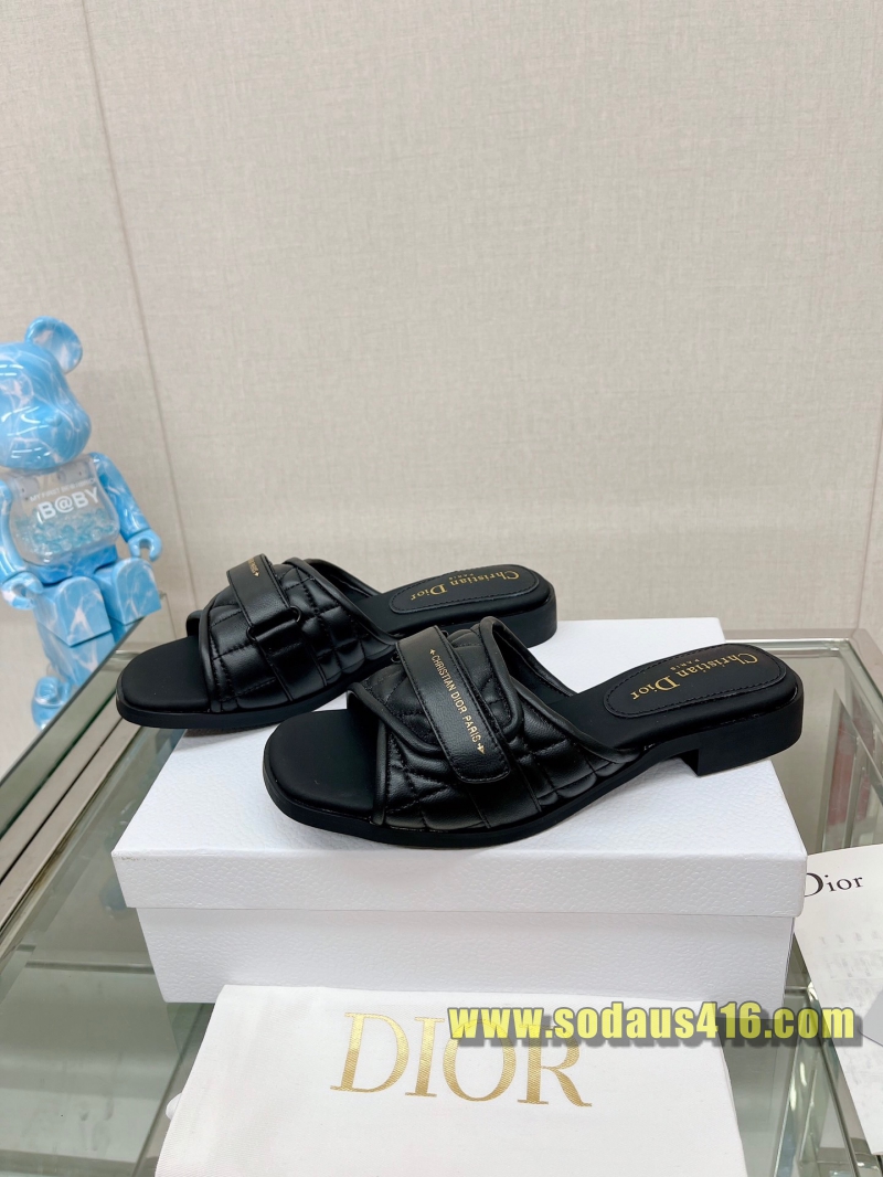 디올 슬리퍼