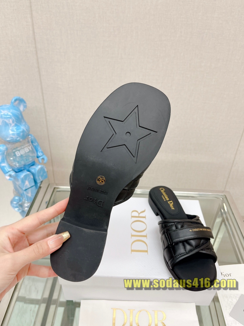 디올 슬리퍼