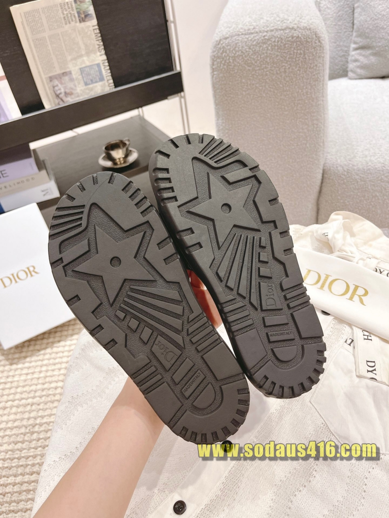 디올 슬리퍼