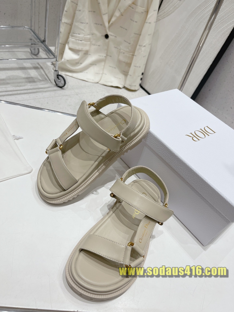 디올 샌들