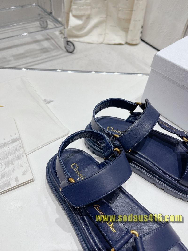 디올 샌들