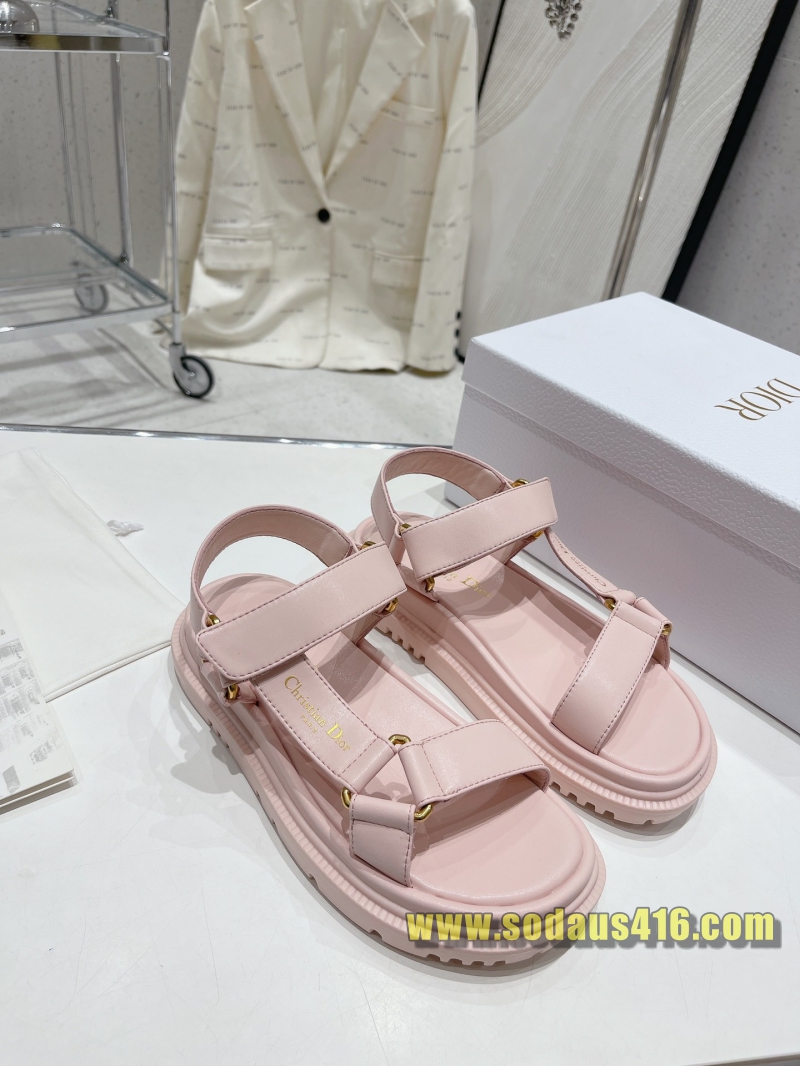 디올 샌들