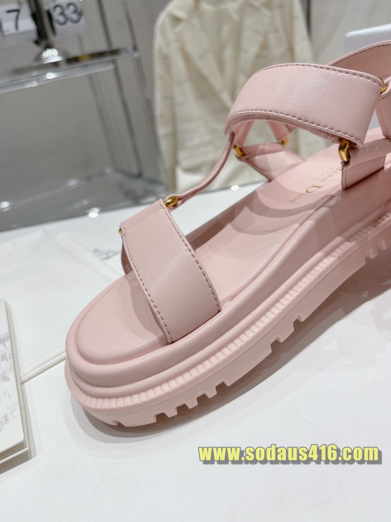 디올 샌들