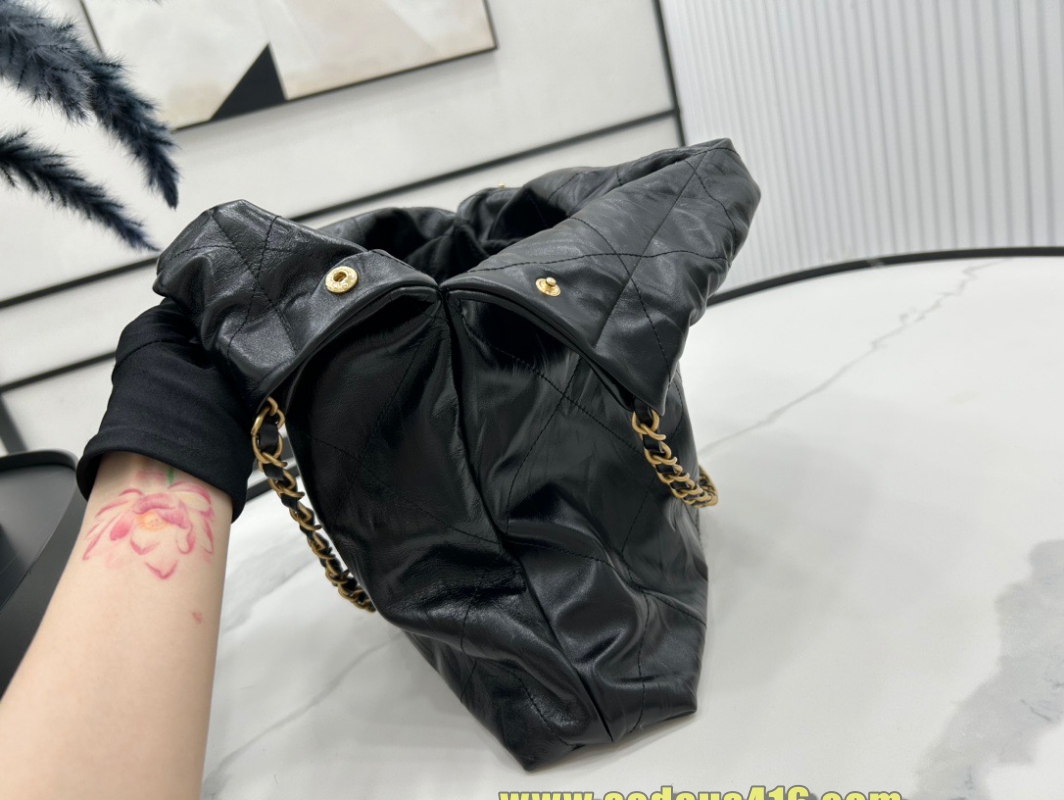 샤넬22백 미듐