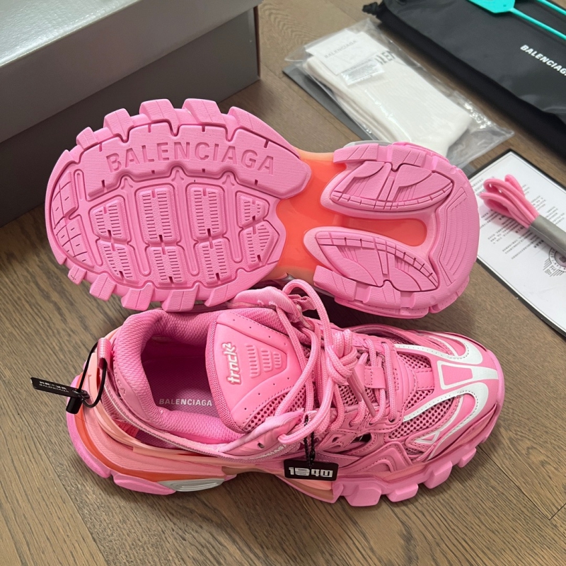 발렌시아가 스니커즈
