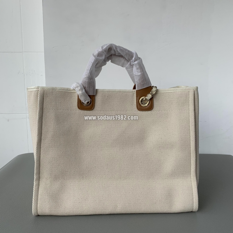 샤넬 도빌백