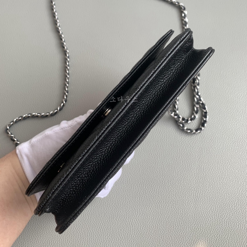 샤넬woc 캐비어 (정품가죽)