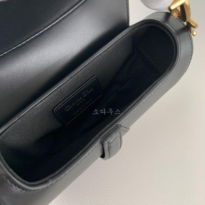 디올 새들백 스몰