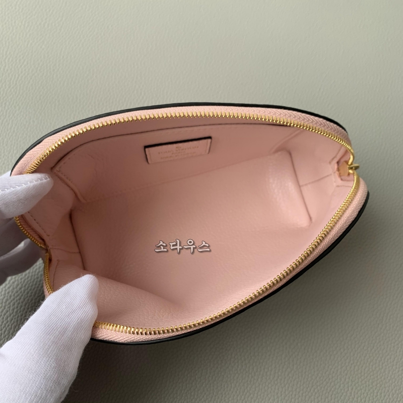 루이비통 바이더 풀 코스메틱 파우치 m80502