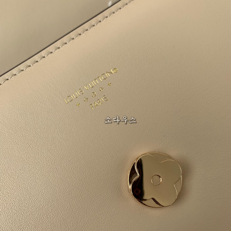 루이비통 퐁뇌프 숄더백