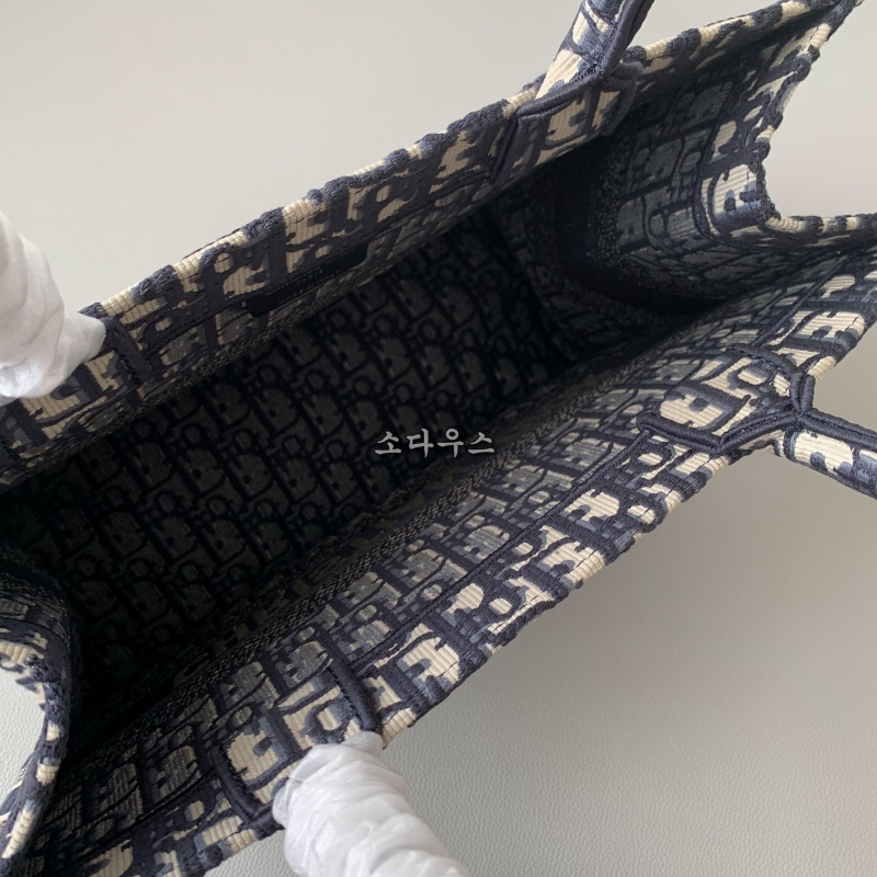 북토트 미듐